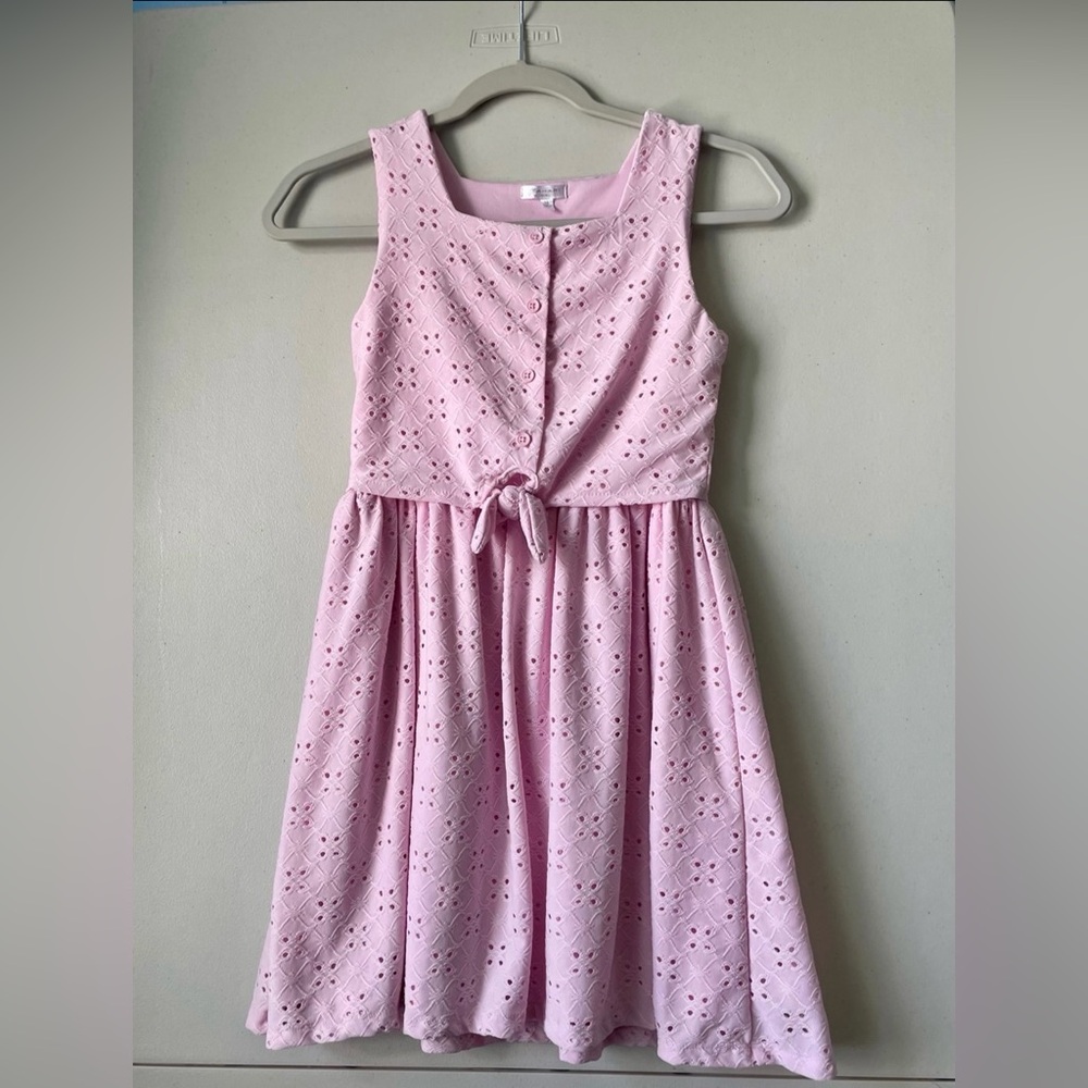 Tahari Pink Tie Front Eyelet Design Sleeveless 10 Sundress
GUC